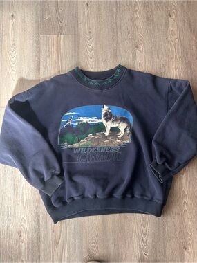 Vintage Wilderness Canada Wolf Crewneck